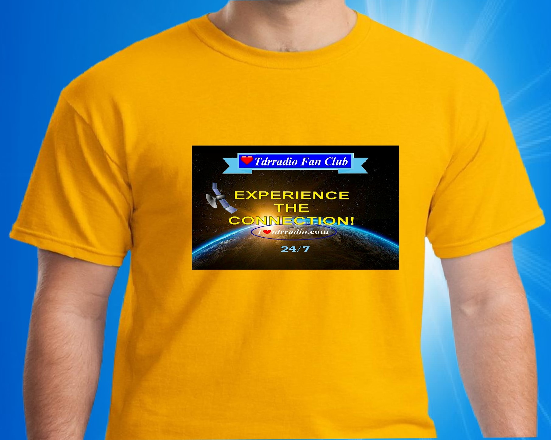 MENS CREWNECK T-SHIRT - GOLD
